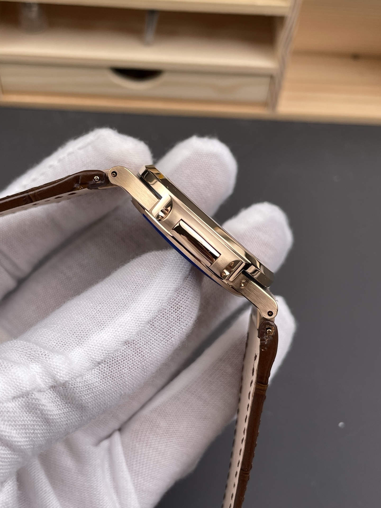 Patek Philippe Nautilus 5712/R 1:1 Quality Swiss Super Clone Watch in Brown Dial Leather Strap - view 7