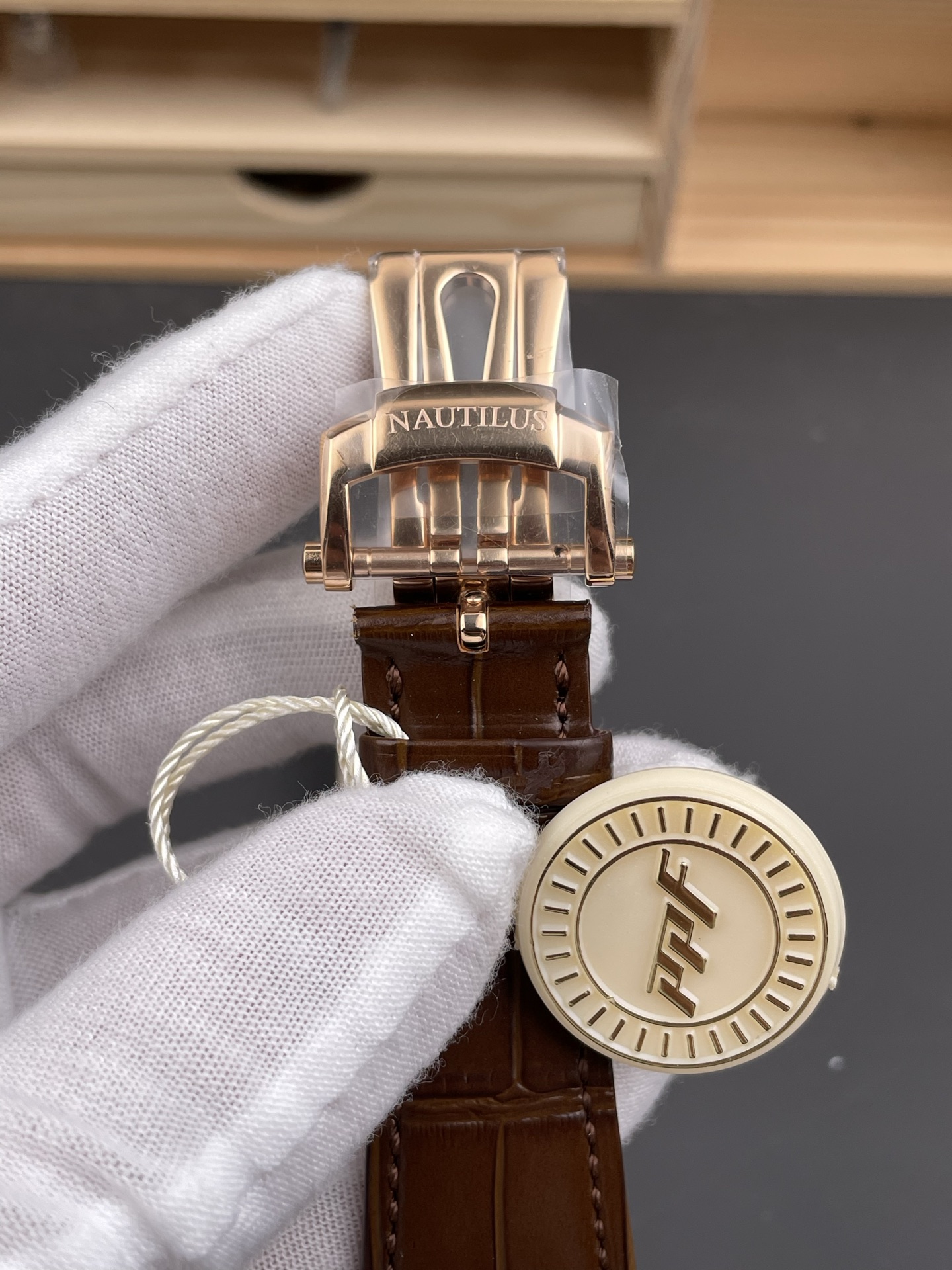 Patek Philippe Nautilus 5712/R 1:1 Quality Swiss Super Clone Watch in Brown Dial Leather Strap - view 9