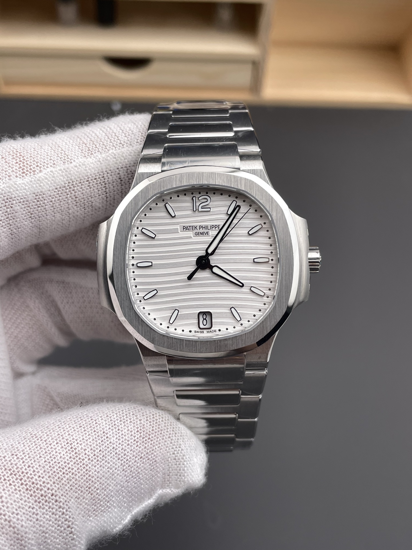 Patek Philippe Nautilus 7118/1A White Dial 1:1 Mirror Swiss Super Clone Watch in 904L Steel - view 2