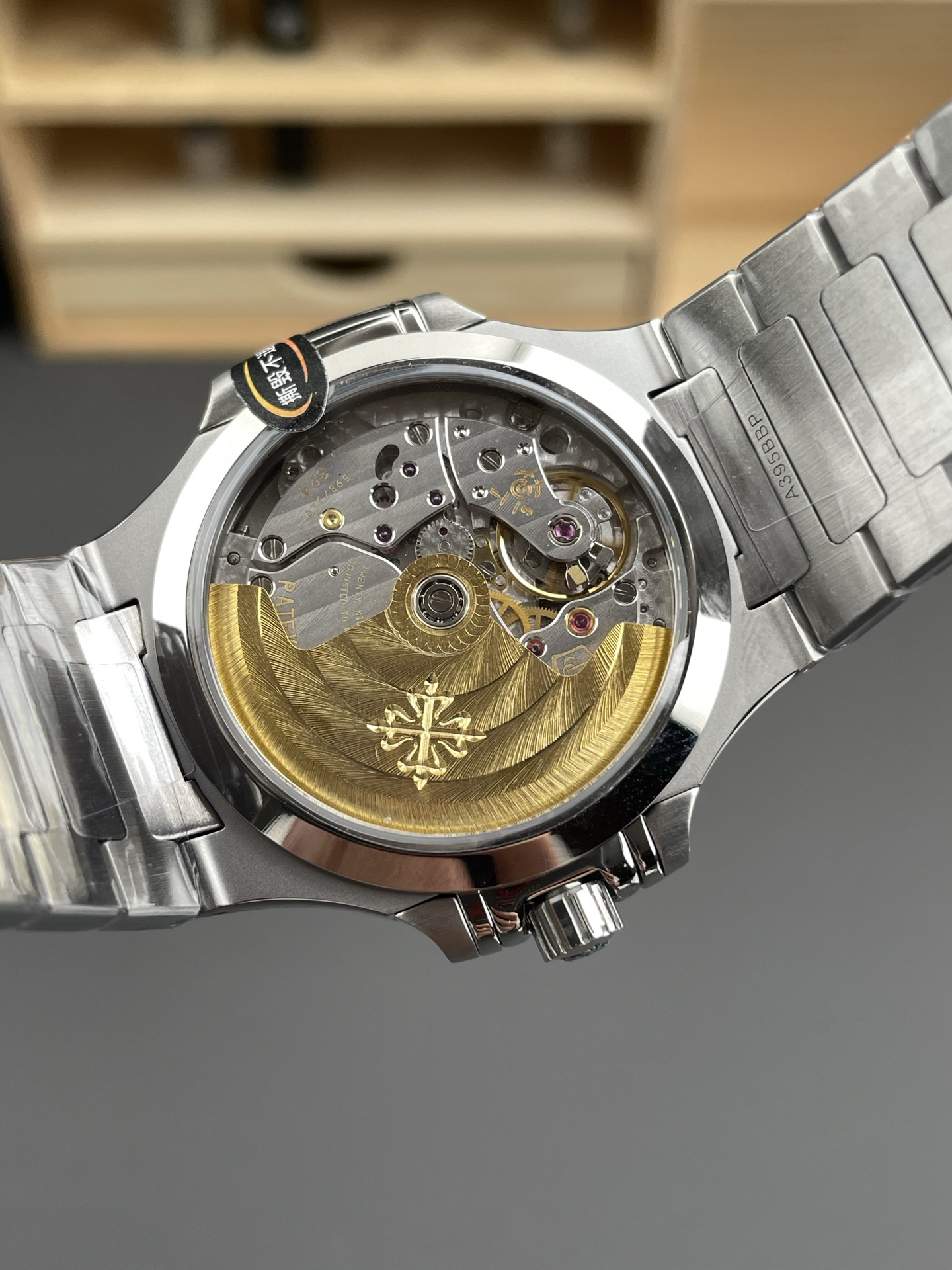 Patek Philippe Nautilus 7118/1A White Dial 1:1 Mirror Swiss Super Clone Watch in 904L Steel - view 5
