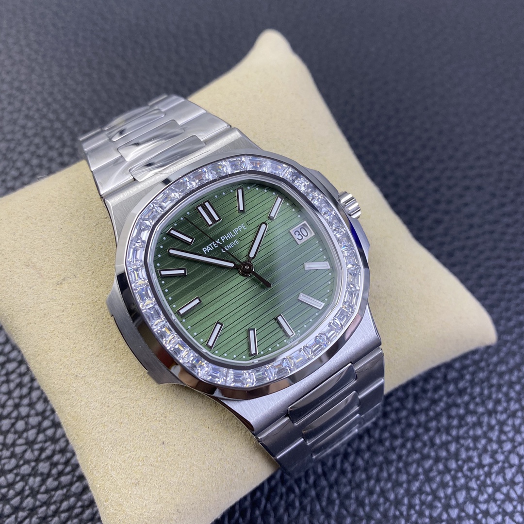 Patek Philippe Nautilus 5711 904L Steel 2023 Updated Mirror Super Clone Watch - Green Dial - view 5