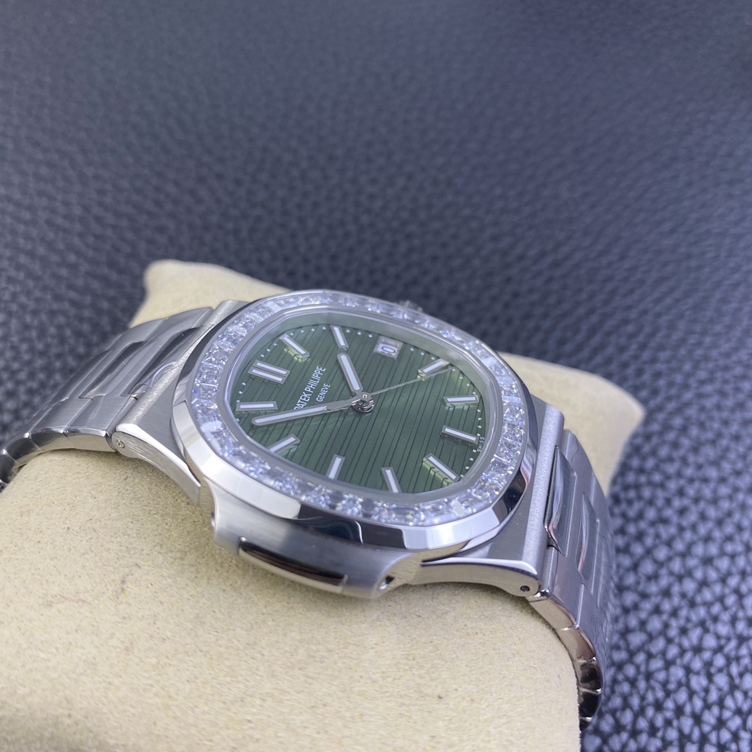 Patek Philippe Nautilus 5711 904L Steel 2023 Updated Mirror Super Clone Watch - Green Dial - view 7