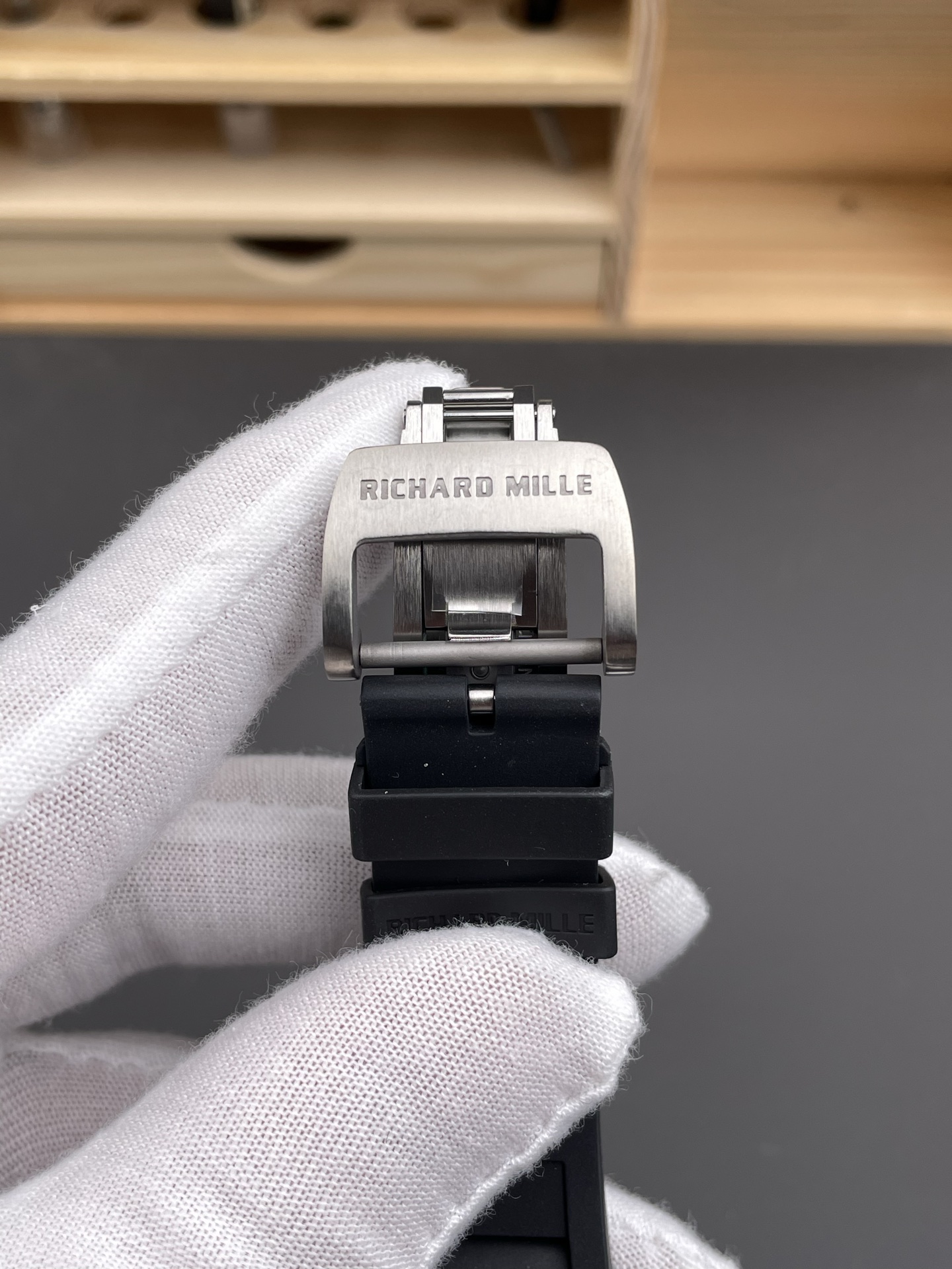 Richard Mille RM055 Black Carbon Casing Black Rubber 1:1 Superclone Genuine Tourbillon Watch - Super Clone Watch - view 8