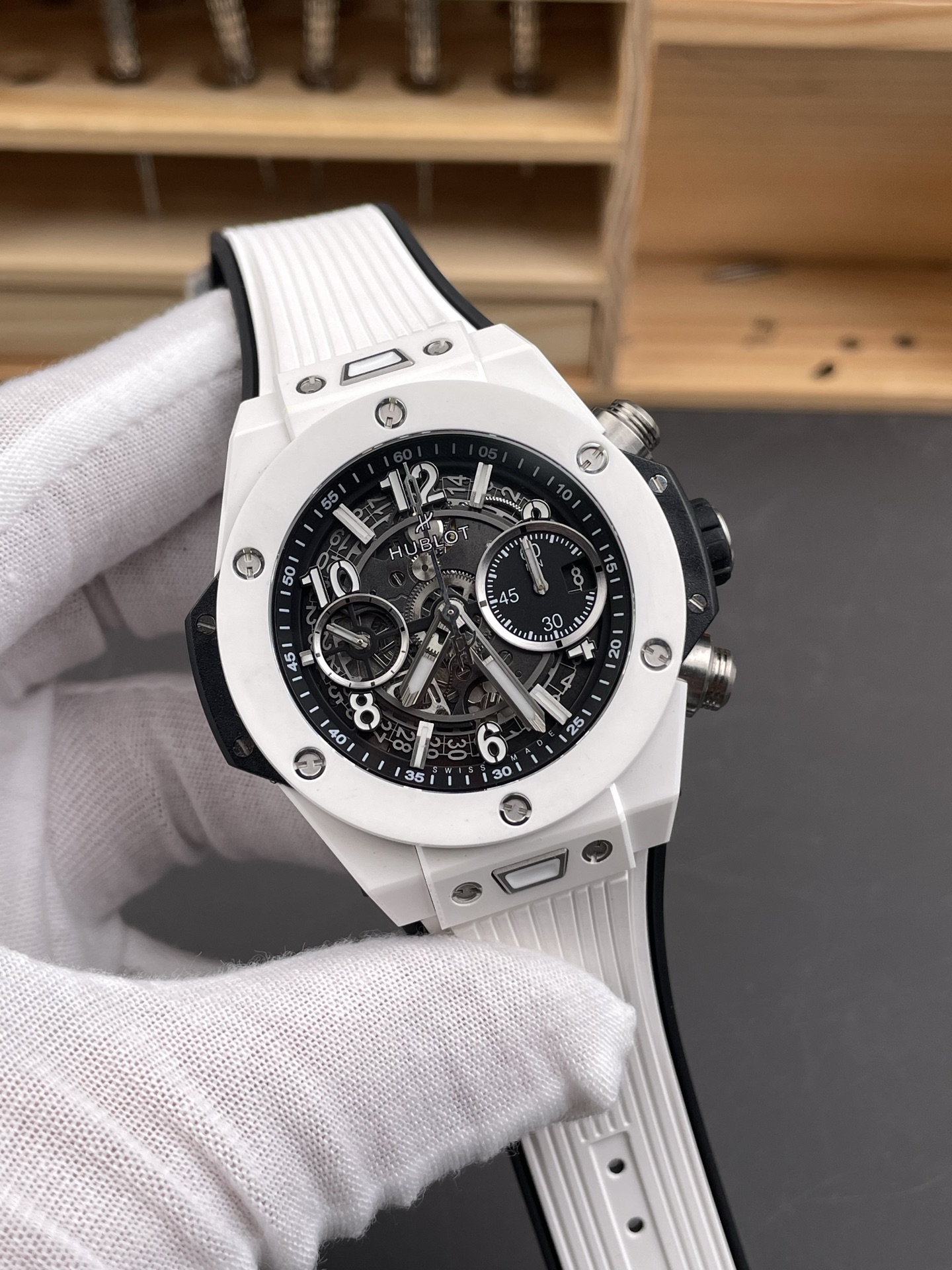 Hublot Big Bang Unico White Ceramic Casing 1:1 Mirror Edition Swiss Super Clone Watch - view 4