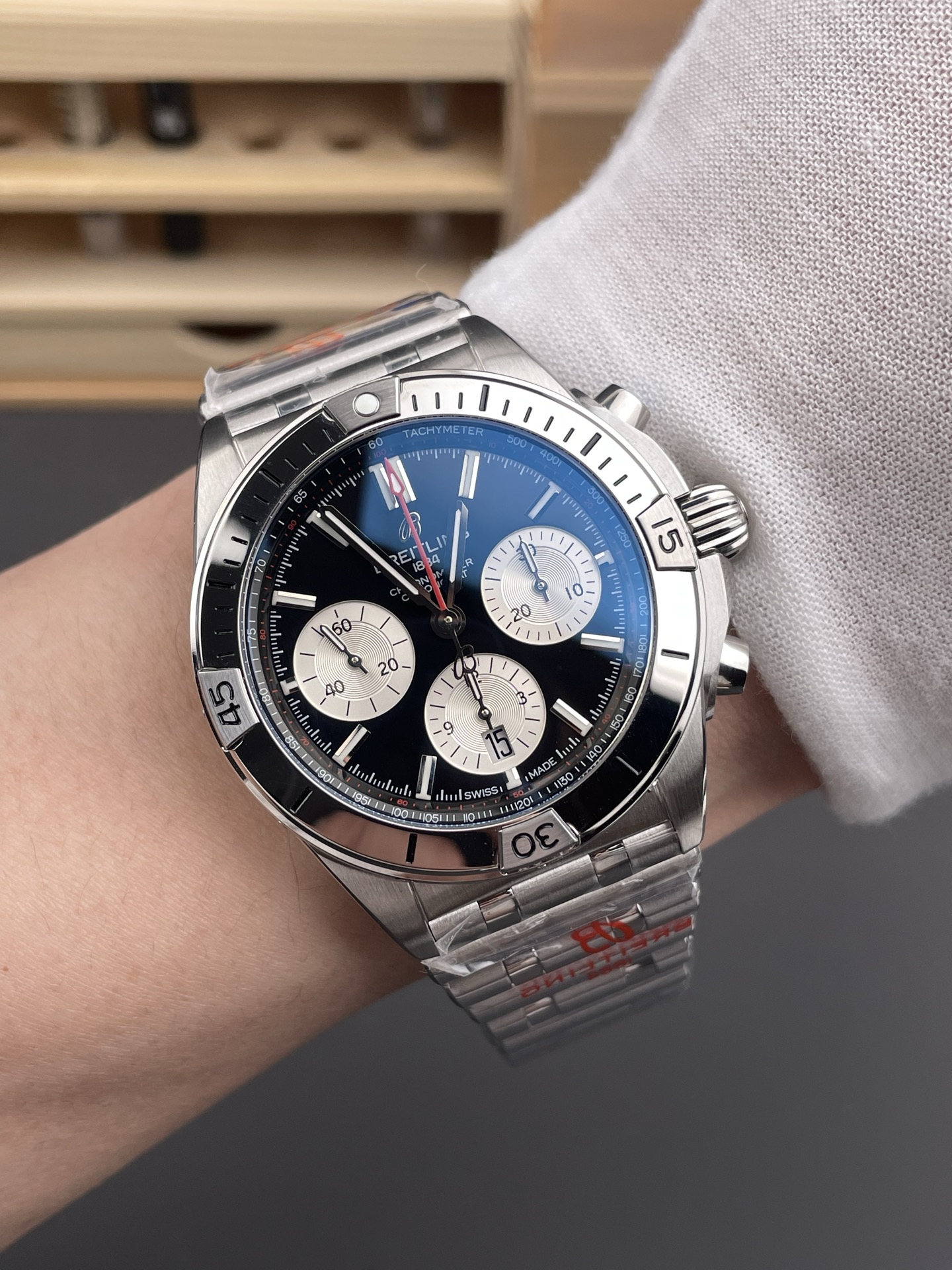 Breitling Chronomat B01 42 Series 1:1 Top-Tier Super Clone Watch - Swiss 904L Stainless Steel Case, Black Dial - view 10