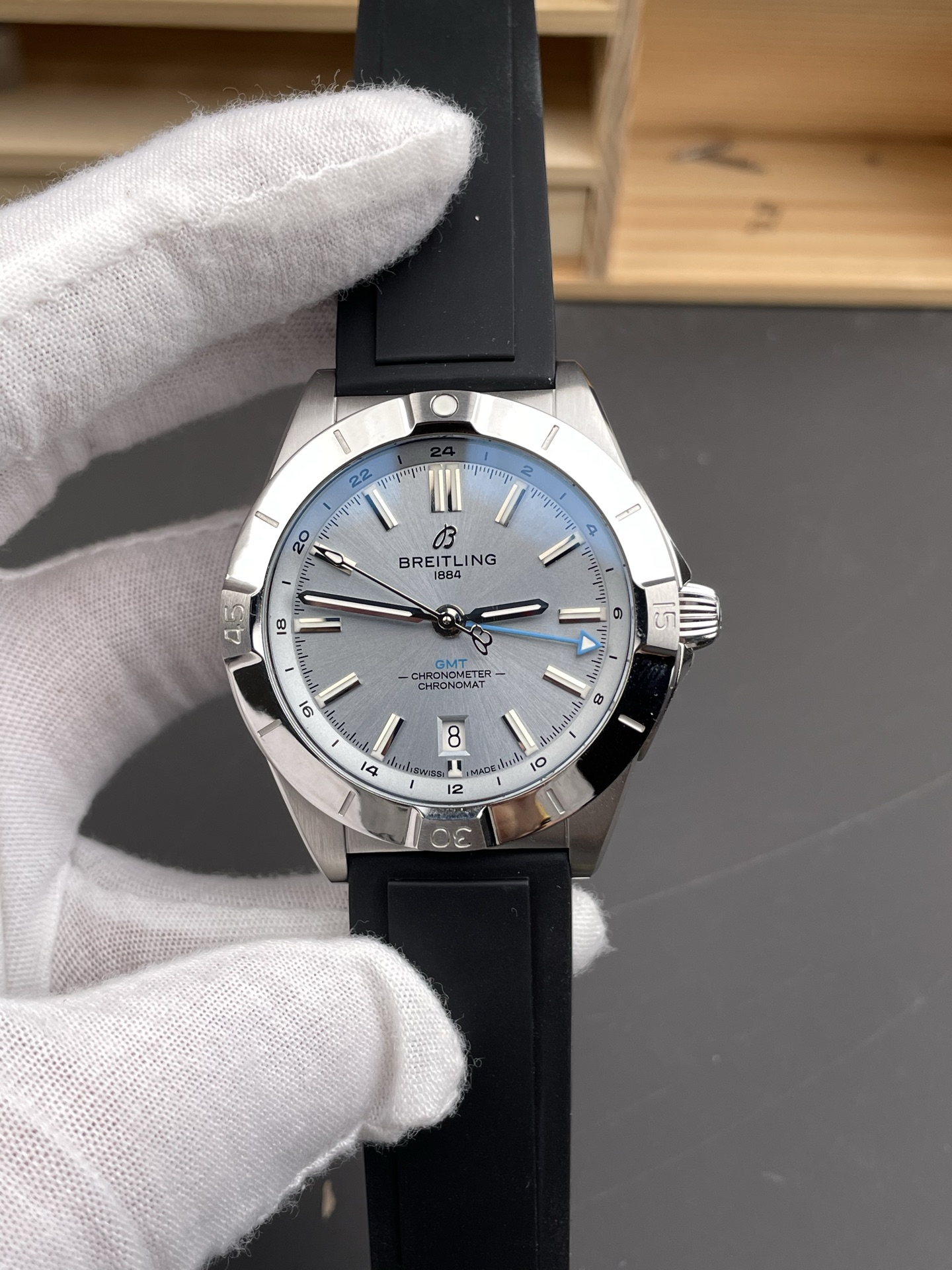 Breitling Chronomat Automatic GMT 40 Steel Dial 1:1 Mirror Swiss Super Clone Watch - view 2