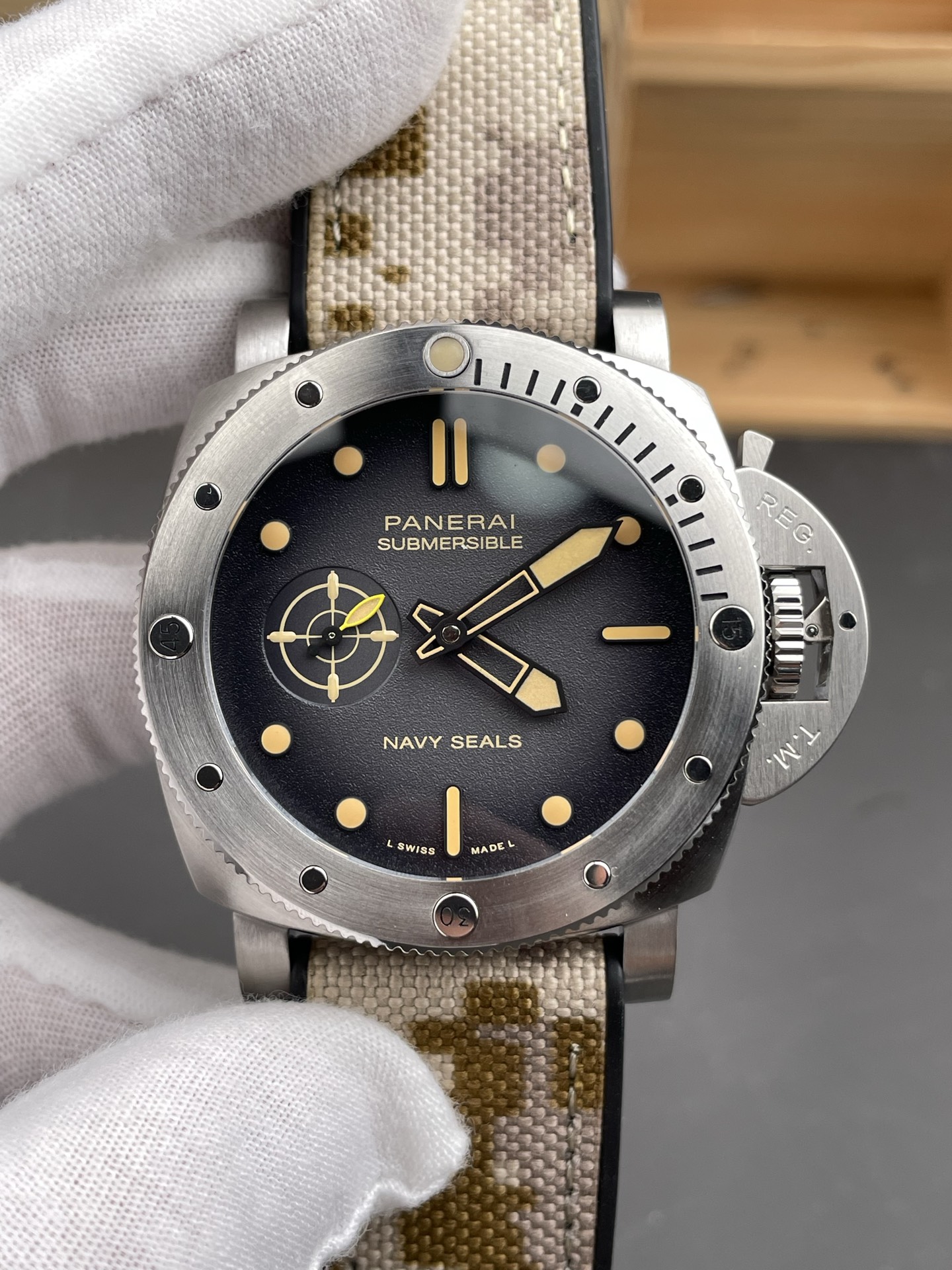 Panerai Super Clone Submersible PAM1518 Navy Seals Edition Swiss Watch - view 2