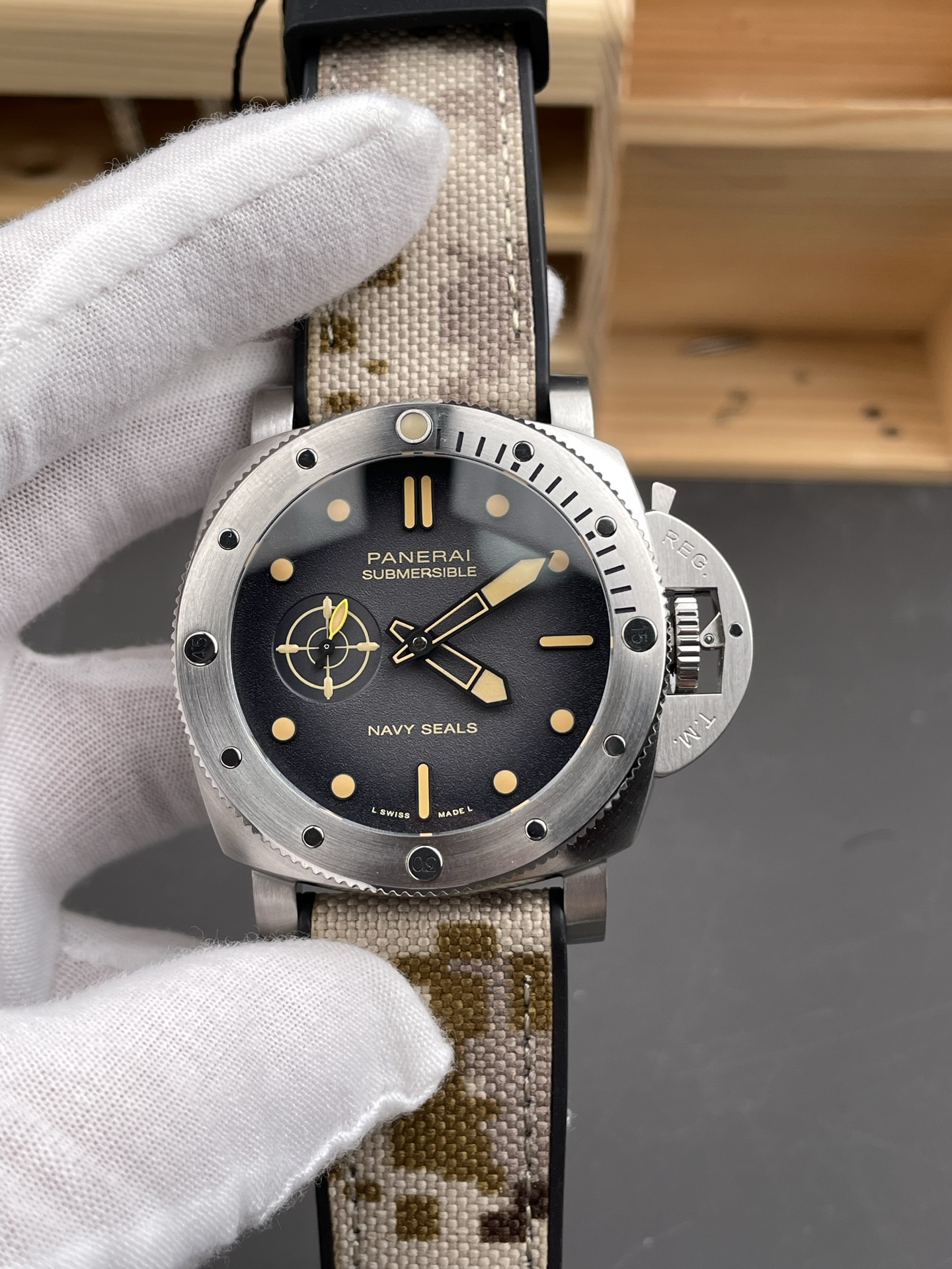 Panerai Super Clone Submersible PAM1518 Navy Seals Edition Swiss Watch - view 3