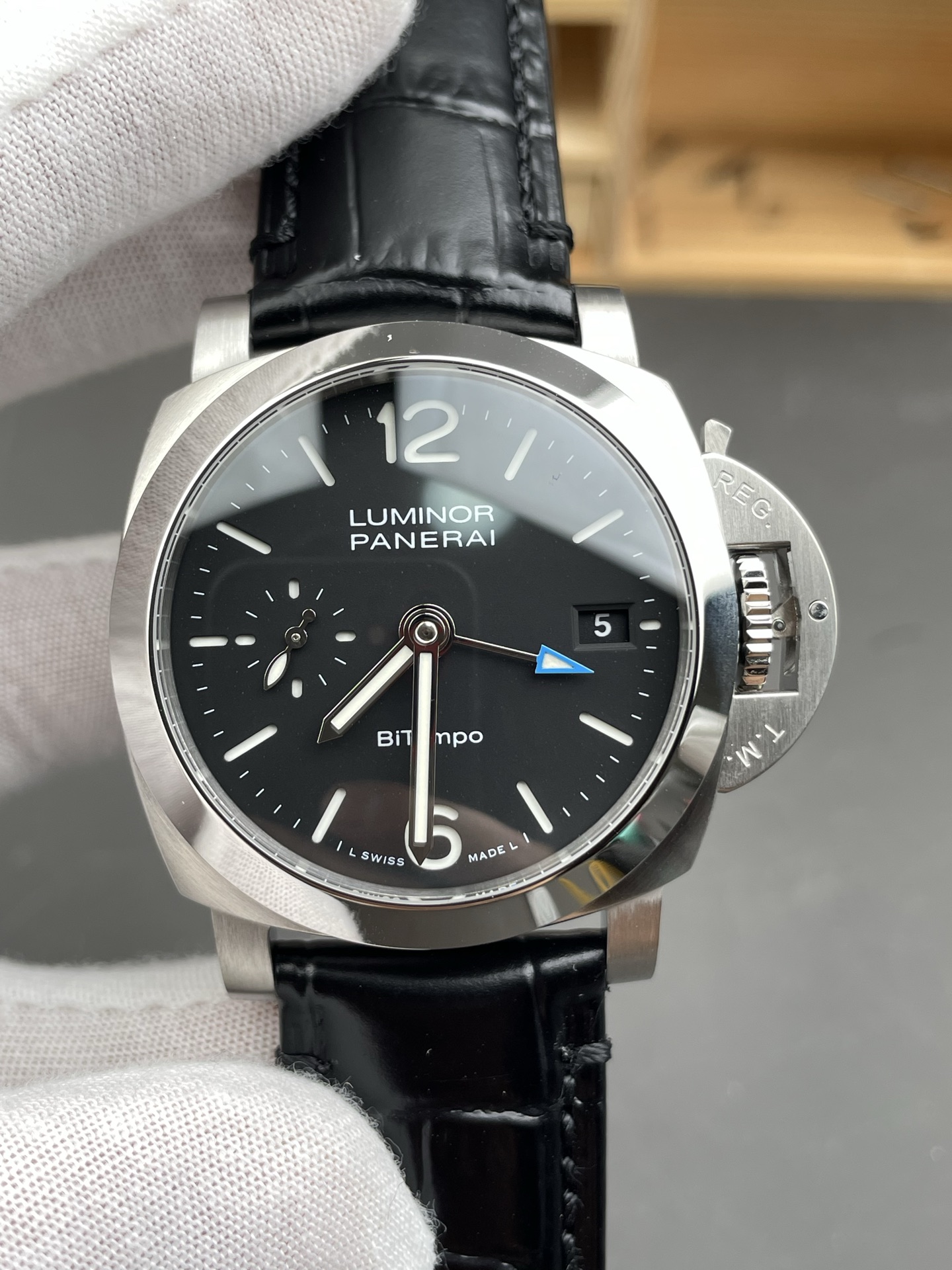 Panerai Luminor Marina PAM1365 Quaranta BiTempo 1:1 Mirror Super Clone Watch 40MM - view 2