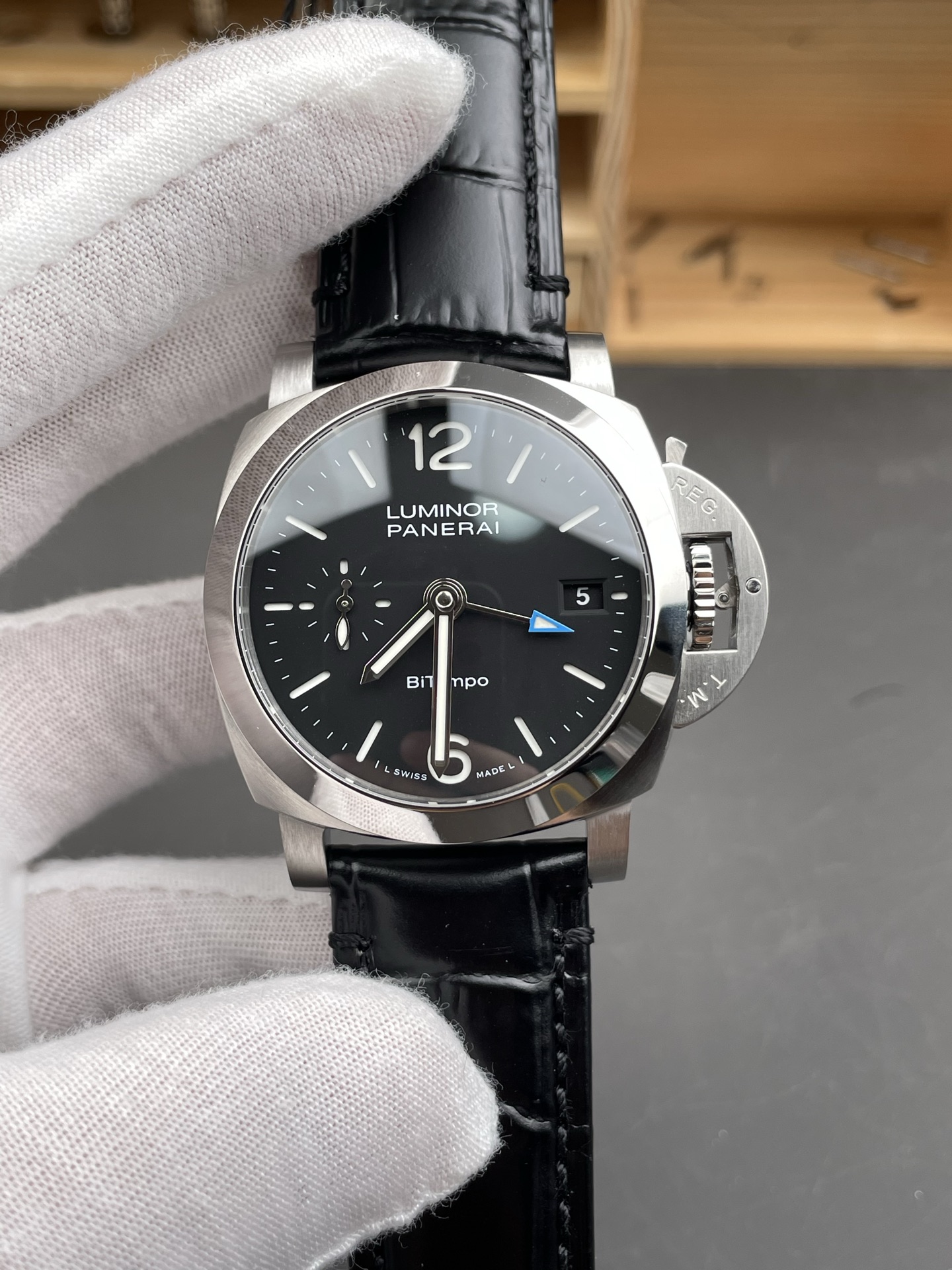 Panerai Luminor Marina PAM1365 Quaranta BiTempo 1:1 Mirror Super Clone Watch 40MM - view 3