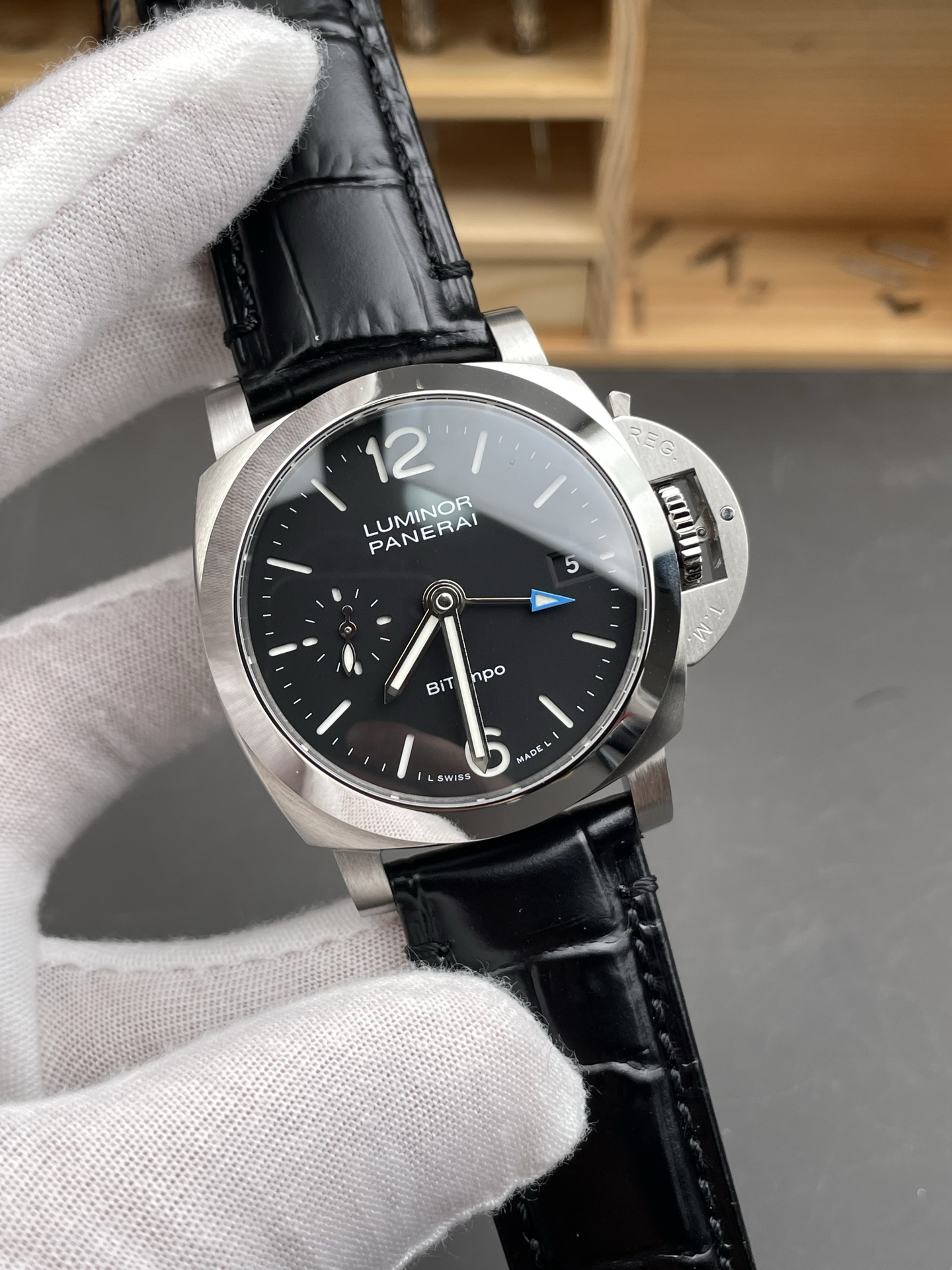 Panerai Luminor Marina PAM1365 Quaranta BiTempo 1:1 Mirror Super Clone Watch 40MM - view 4