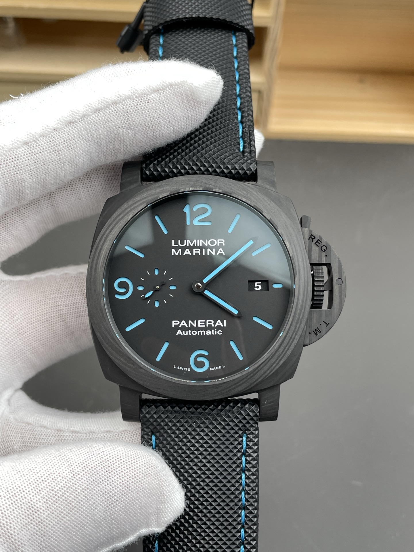 Panerai Luminor Marina Carbotech PAM1661 Edition 1:1 Mirror Swiss Super Clone Watch in Carbon Casing - view 2