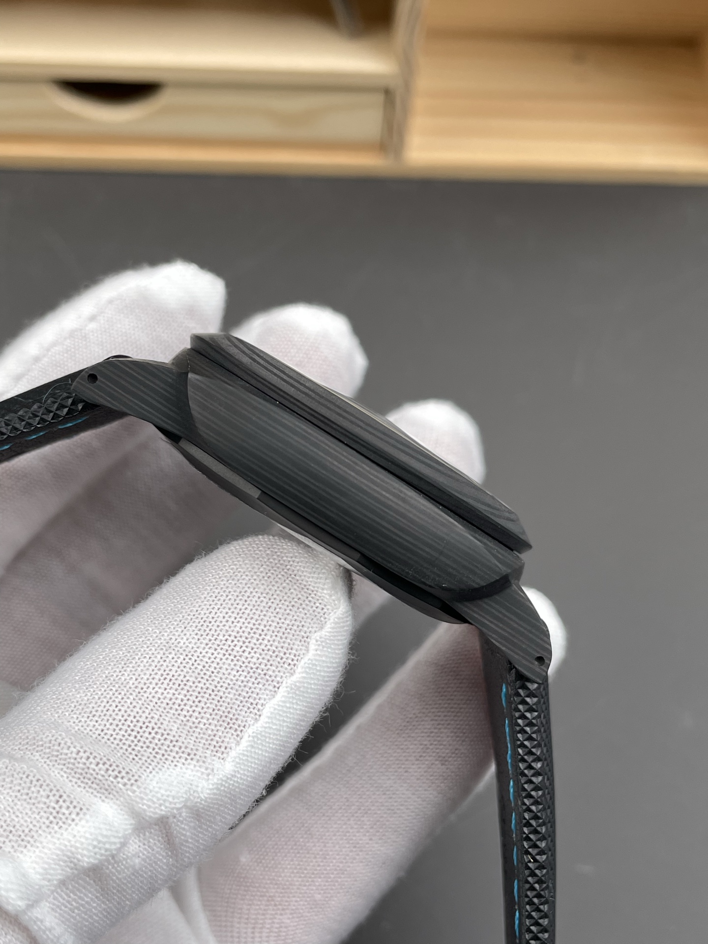 Panerai Luminor Marina Carbotech PAM1661 Edition 1:1 Mirror Swiss Super Clone Watch in Carbon Casing - view 8