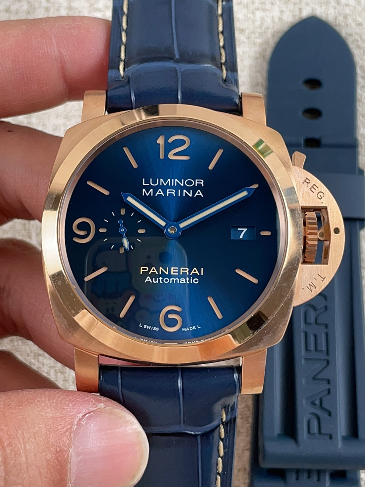 Panerai Luminor Marina PAM1114 1:1 Mirror Swiss Super Clone Watch 44MM Rose gold - view 2