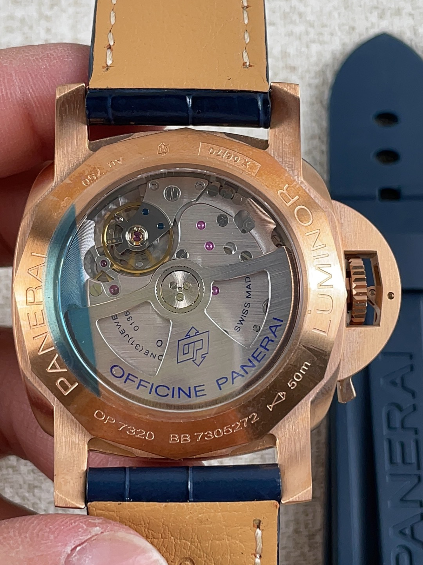 Panerai Luminor Marina PAM1114 1:1 Mirror Swiss Super Clone Watch 44MM Rose gold - view 4