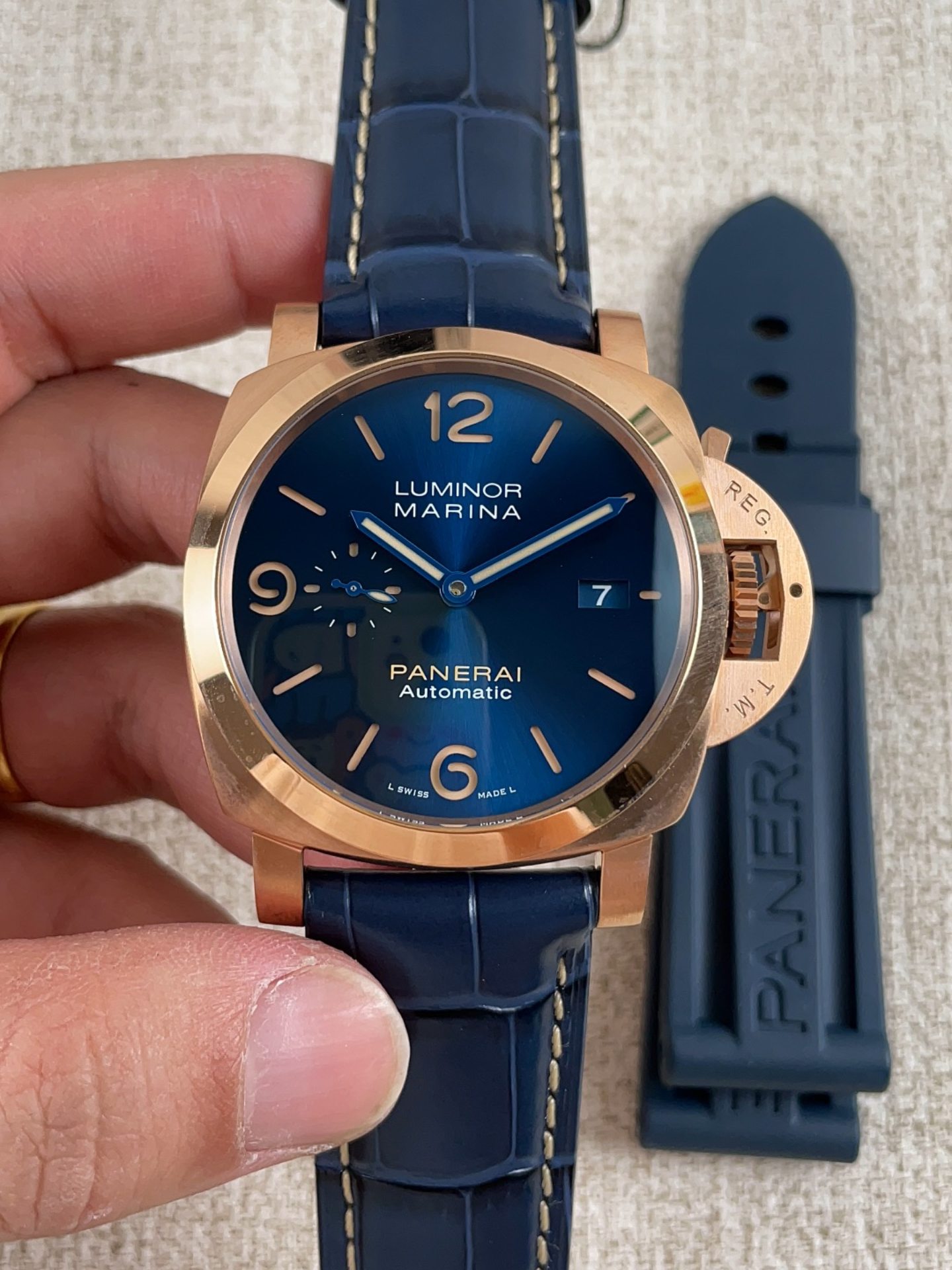 Panerai Luminor Marina PAM1114 1:1 Mirror Swiss Super Clone Watch 44MM Rose gold - view 6