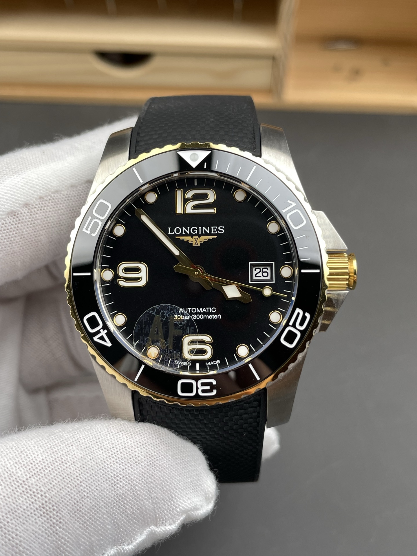 Longines HydroConquest 1:1 Swiss Super Clone Watch in Black Dial Rubber Strap Gold Bezel - view 3