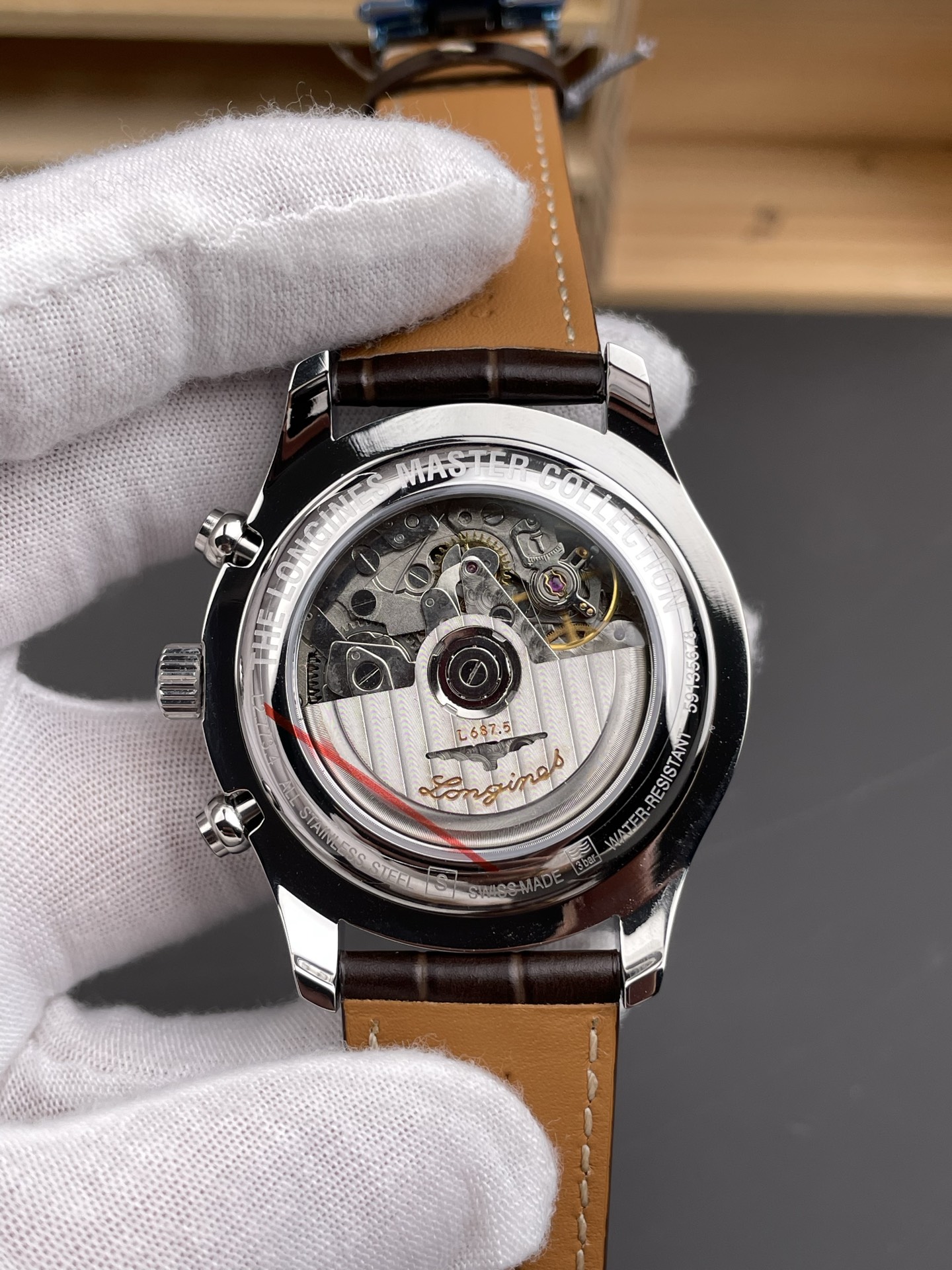 Longines 1:1 Super Clone Watch - Silver Dial with Barleycorn Pattern, Mechanical Movement, and Leather Strap - view 5