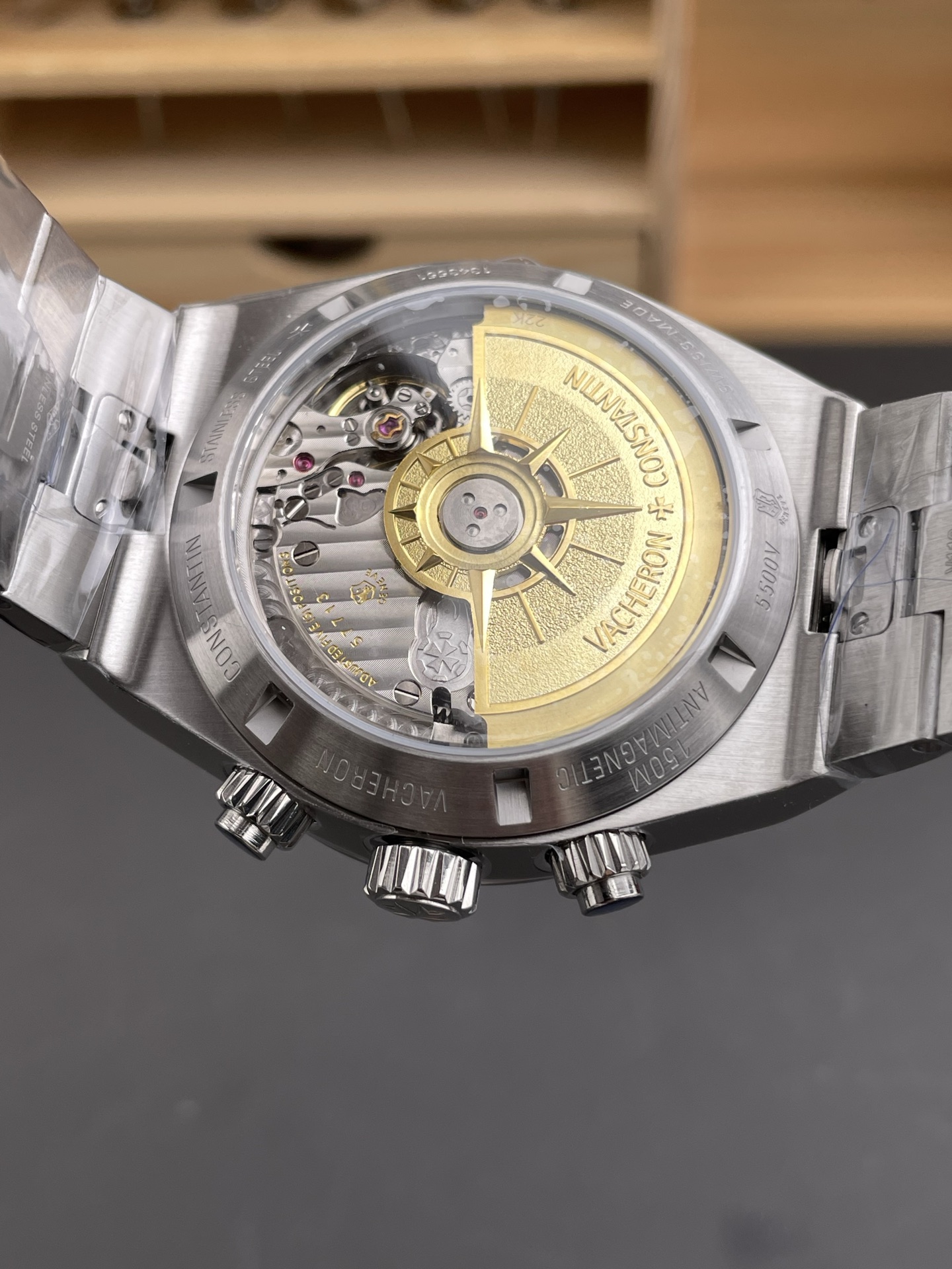Vacheron Constantin Overseas Chronograph - Top-Tier Super Clone (Swiss Movement, Steel-tone Dial, Steel Bracelet) - view 5