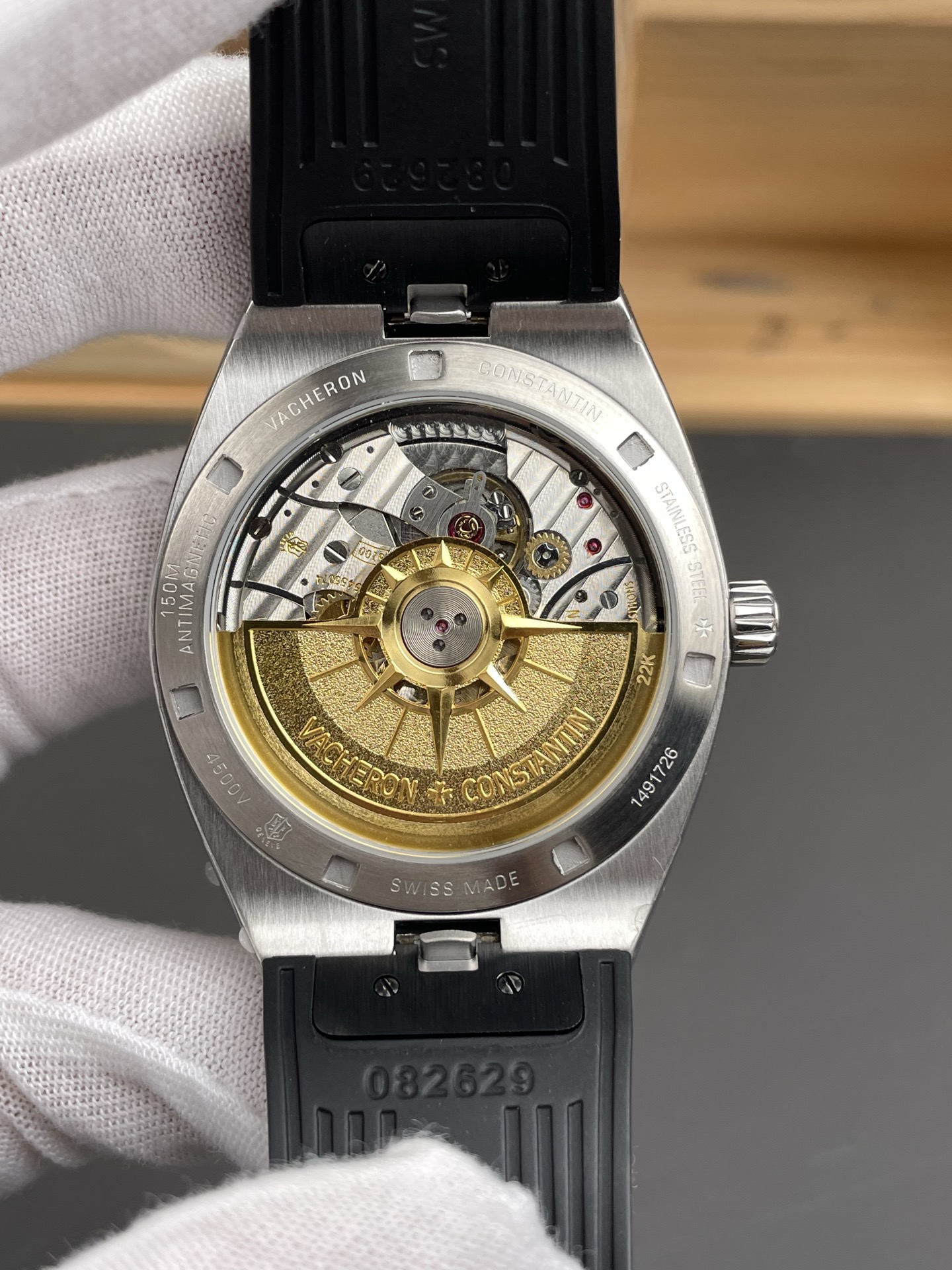 Vacheron Constantin Overseas 1:1 Mirror Swiss Super Clone Watch in Black Dial - view 5