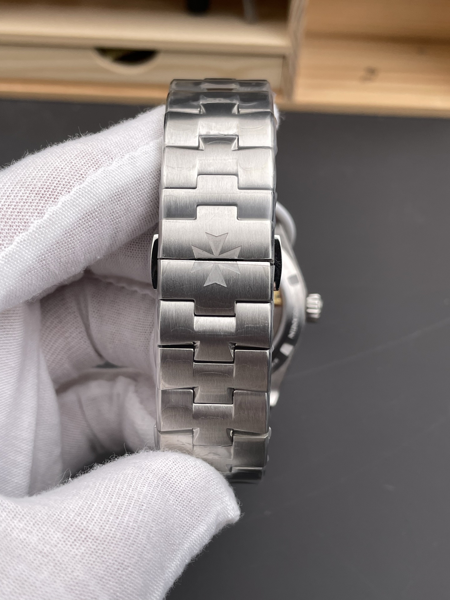 Vacheron Constantin Overseas Tourbillon Stainless Steel in Blue Dial Gold Strap 1:1 Mirror Super Clone - view 9