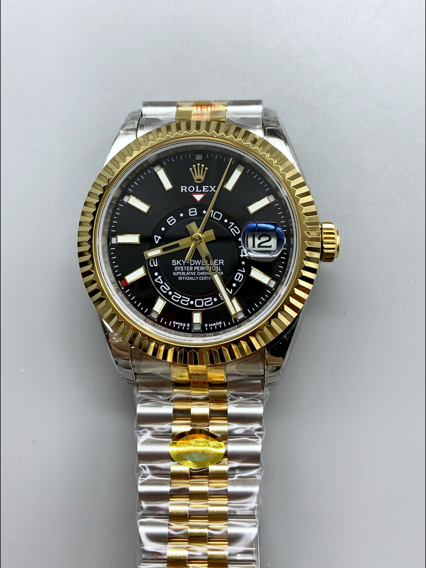 Rolex Sky-Dweller REF# M336933 Black Dial Watch in Yellow Gold 904L Steel Case 1:1 Mirror Super Clone - view 2