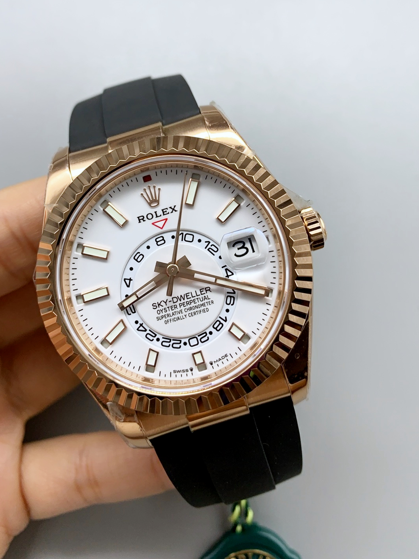 Rolex Sky-Dweller REF# M326235 White Dial Rose Gold Watch in 904L Steel Case 1:1 Mirror Super Clone - view 3