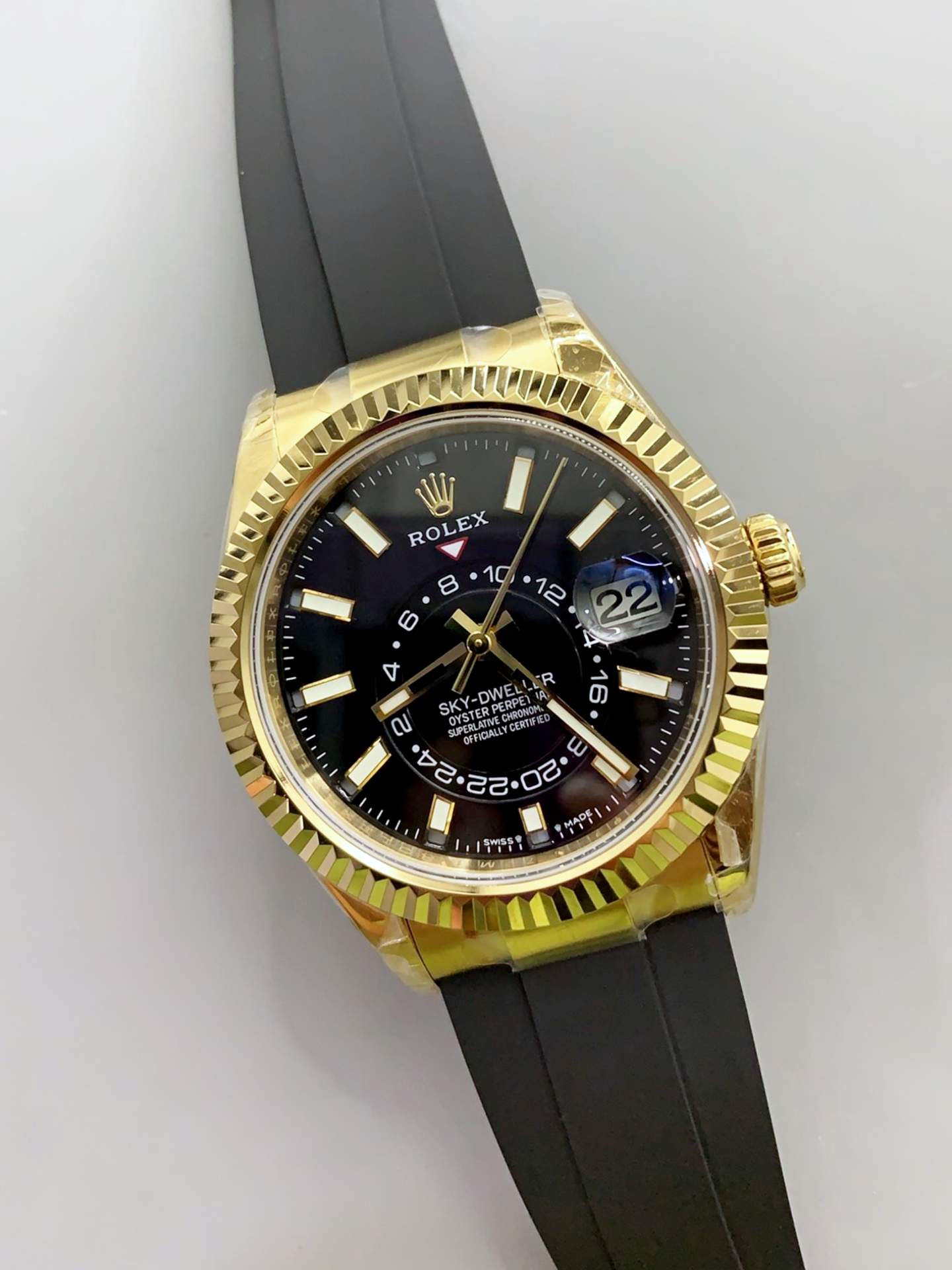 Rolex Sky-Dweller REF# 336935 Black Dial Watch in Yellow Gold 904L Steel Case 1:1 Mirror Super Clone - view 3