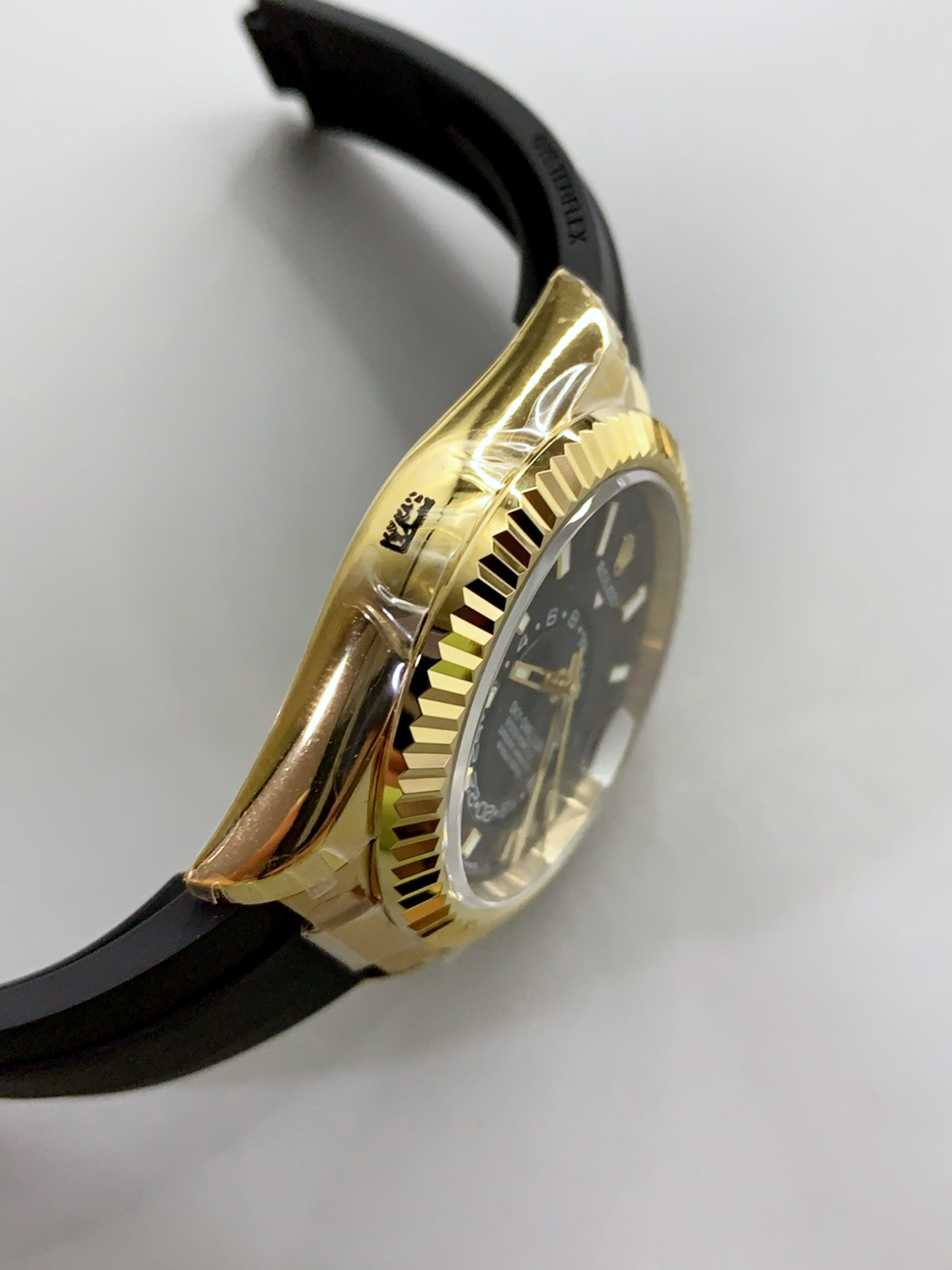 Rolex Sky-Dweller REF# 336935 Black Dial Watch in Yellow Gold 904L Steel Case 1:1 Mirror Super Clone - view 8