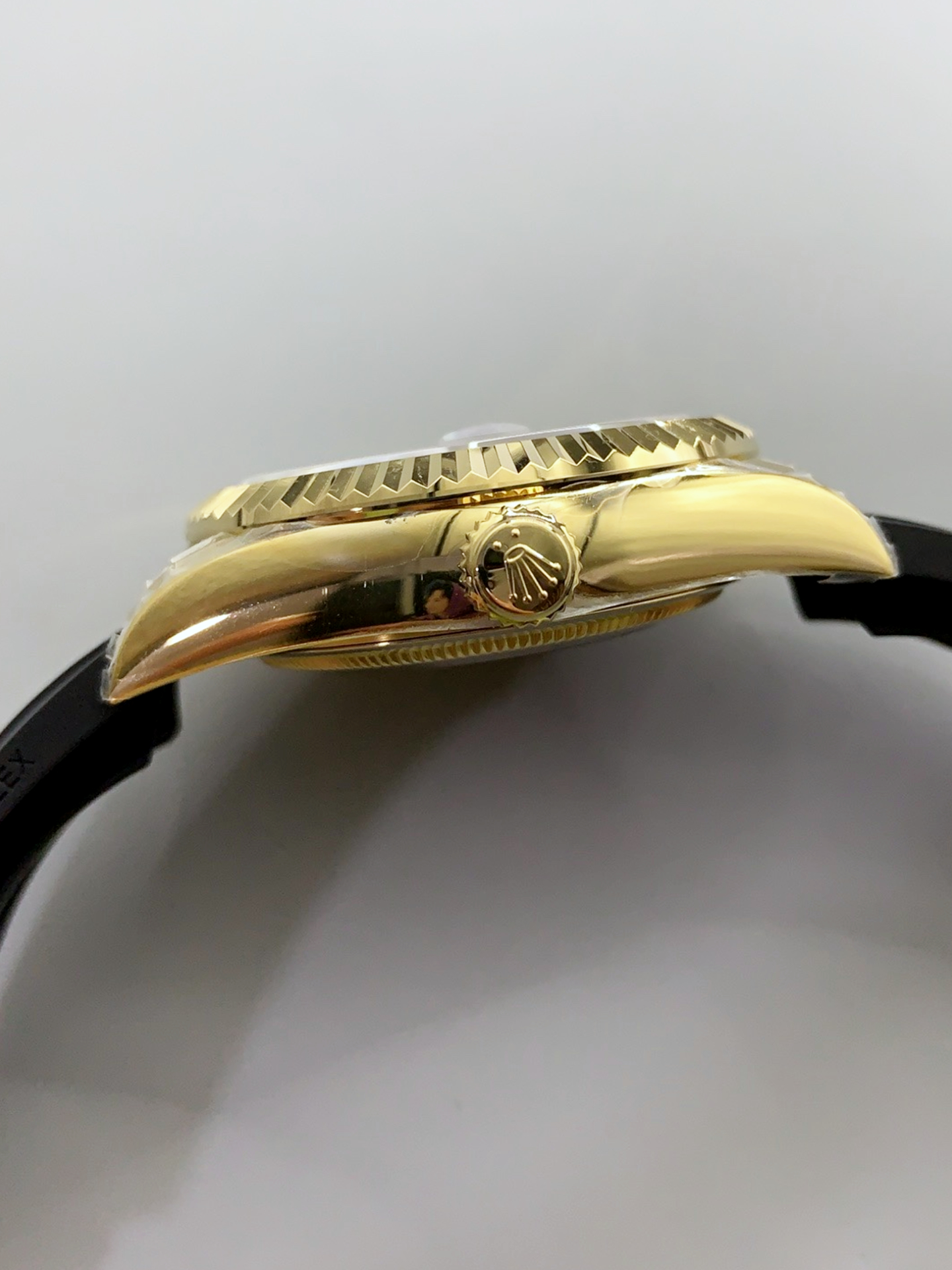 Rolex Sky-Dweller REF# 336935 Black Dial Watch in Yellow Gold 904L Steel Case 1:1 Mirror Super Clone - view 9