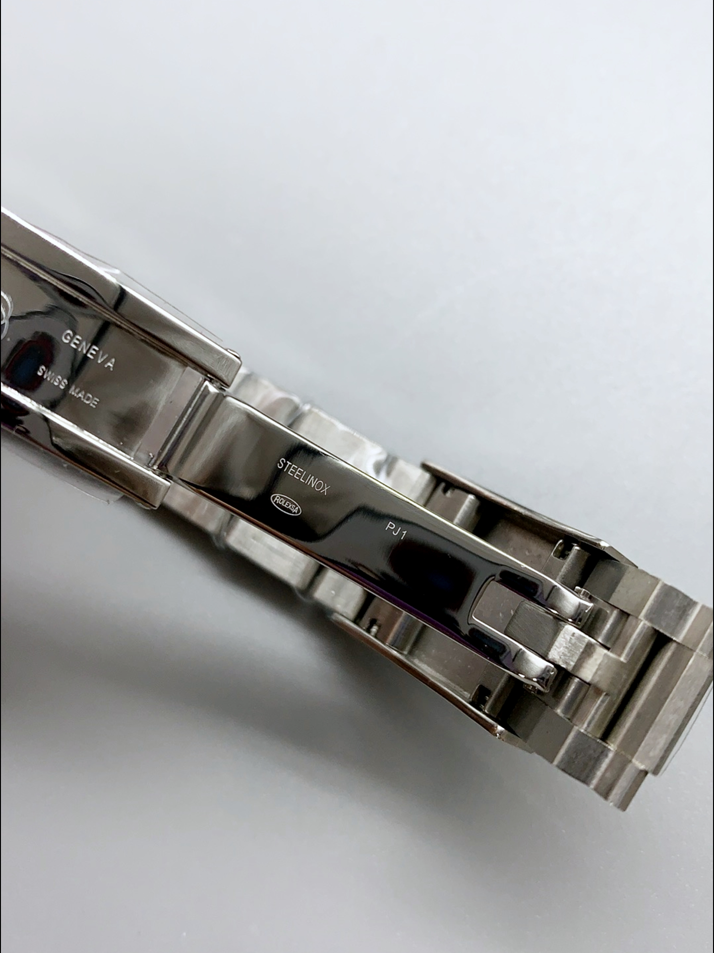 Rolex Super Clone Yachtmaster Swiss Watch with ORIGINAL ROLEX ROLESIUM DIAL - view 9