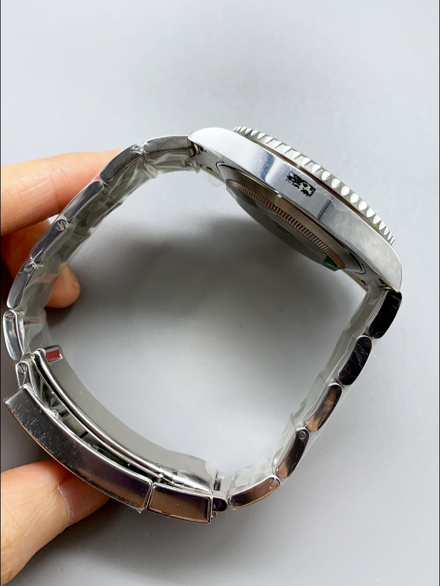 Rolex Submariner Ref#116610LV The Hulk Swiss Super Clone 1:1 Mirror - Ultimate 904L Steel Watch - view 8