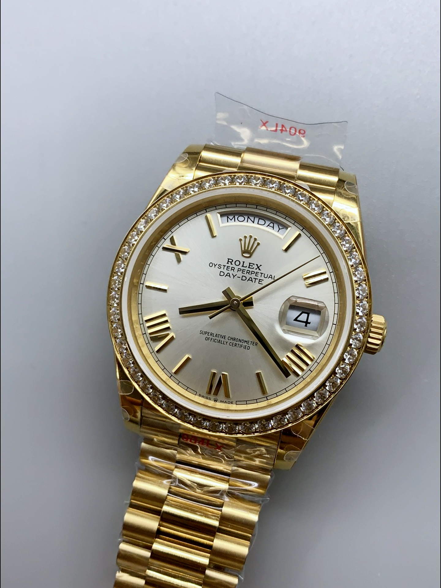 Rolex Day-Date “President” 40mm 18K Gold Watch - Olive Green Dial, Top-Tier 1:1 Super Clone Quality - view 3