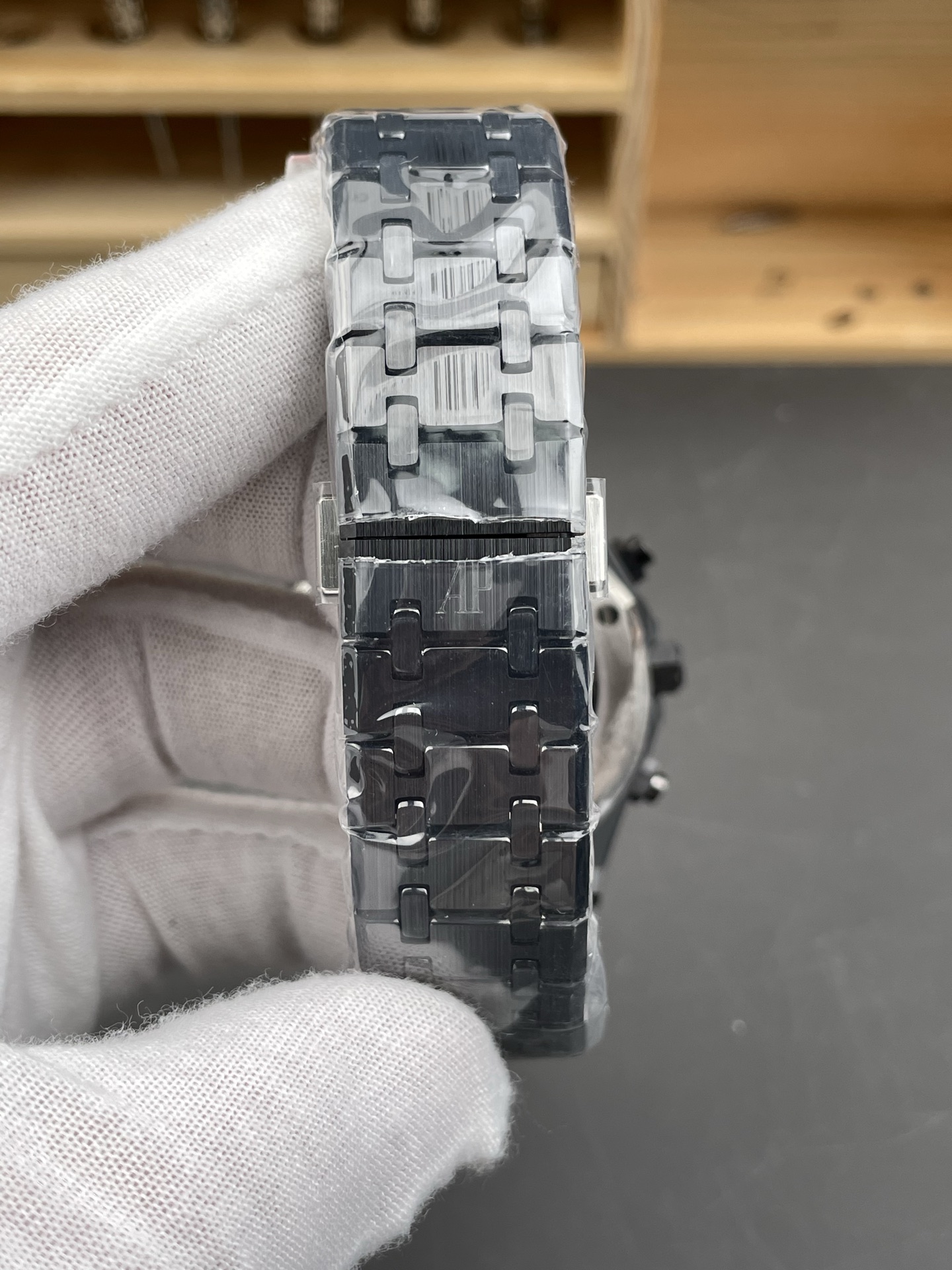 Royal Oak Chrono 26240 Black Ceramic Super Clone Watch - view 9